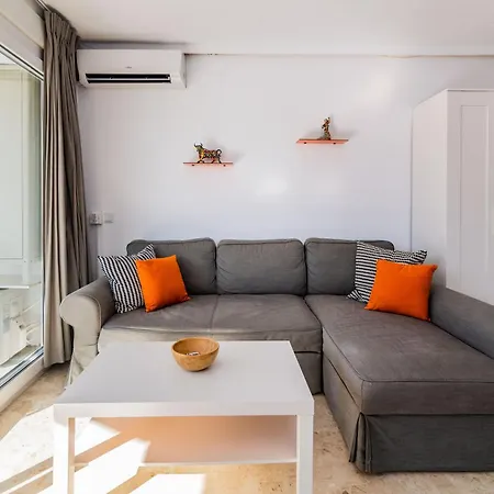 Apartment Super In *