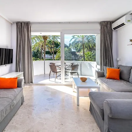 Apartment Super In *